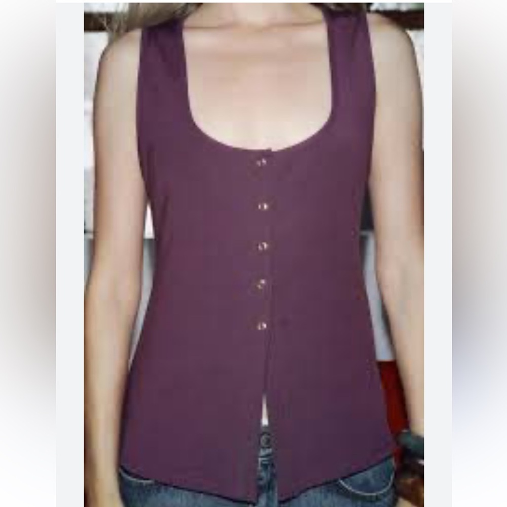 ZARA Sleeveless Purple Button Down  Knit Top. Size Small.